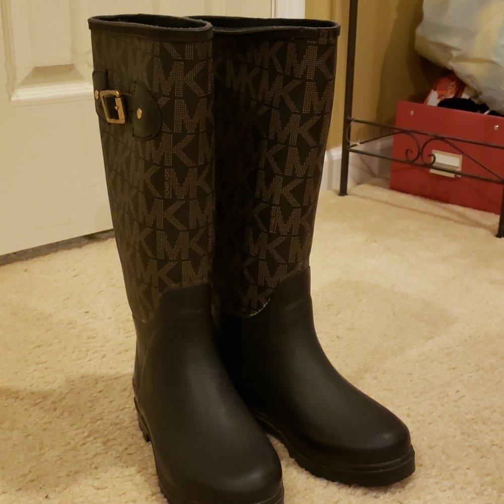 Michael Kors rainboot